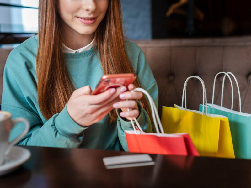 Facebook & Instagram Shop - Selling Directly on Social Media