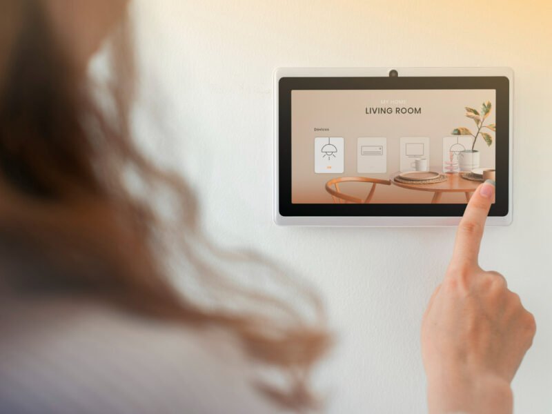 Smart Home & Space-Saving Designs