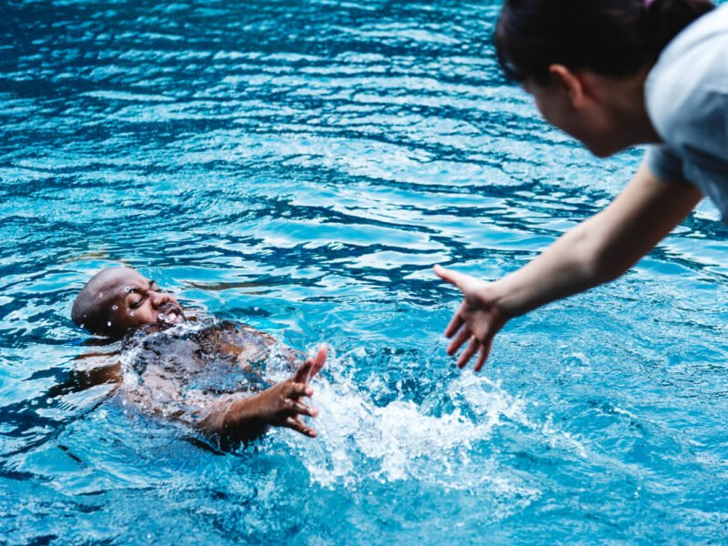 Survival Swimming - How to Stay Afloat in Open Water