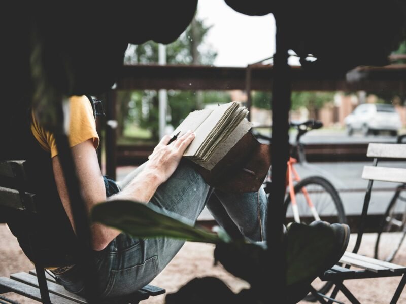 Crafting a Poem That Tells a Complete Story