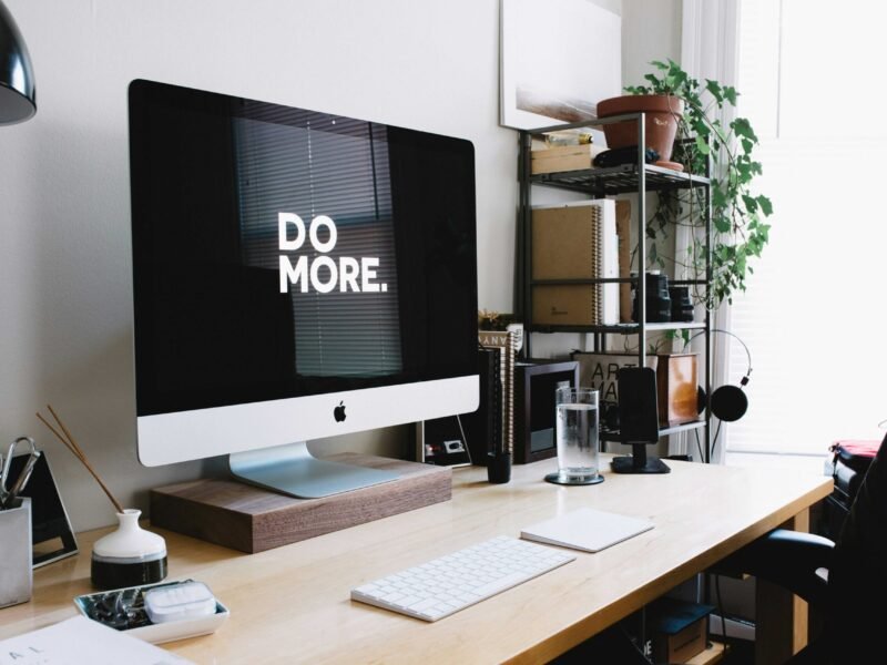 Staying Present and Focused in a Distracted World
