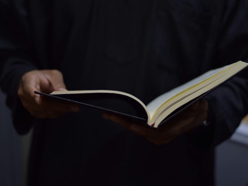 The Art of Writing a Perfect LinkedIn Post