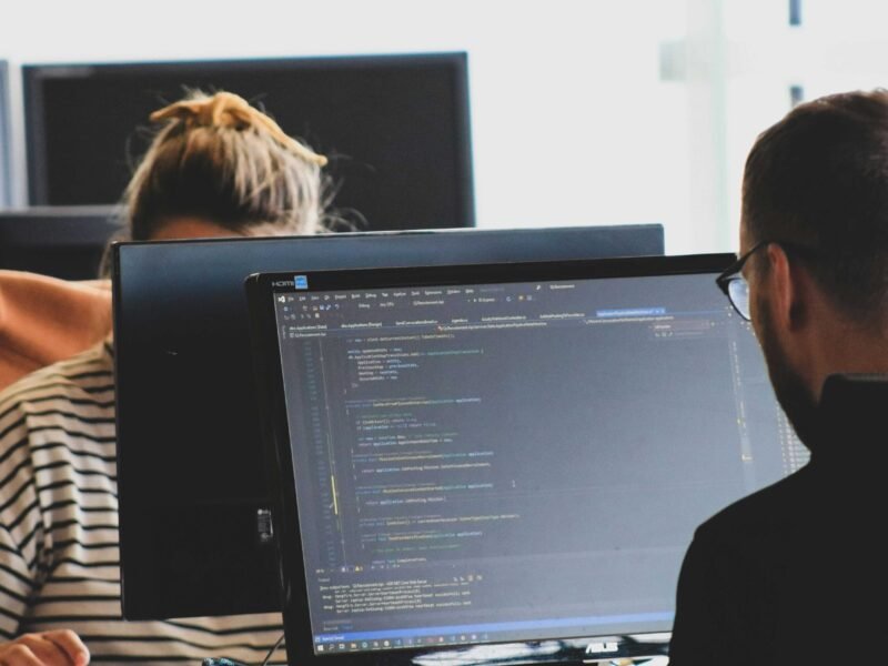 Freelancing as a Developer - How to Get Clients and Build a Portfolio
